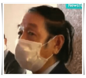 星野伊佐夫県議の髪型は9:1分け！後頭部もヤバい？全アングル画像まとめ！